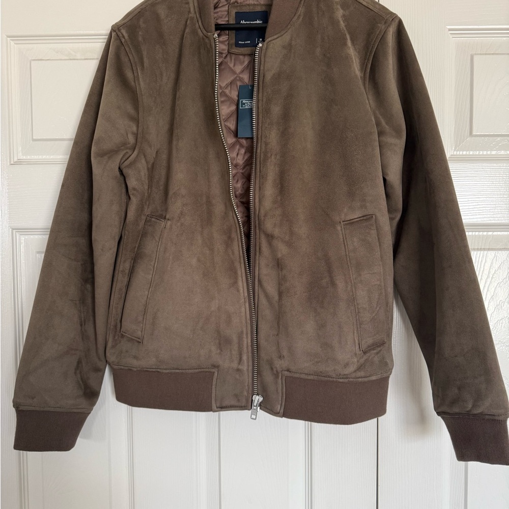 Abercrombie & Fitch Vegan Suede Bomber Jacket - Picture 4 of 8